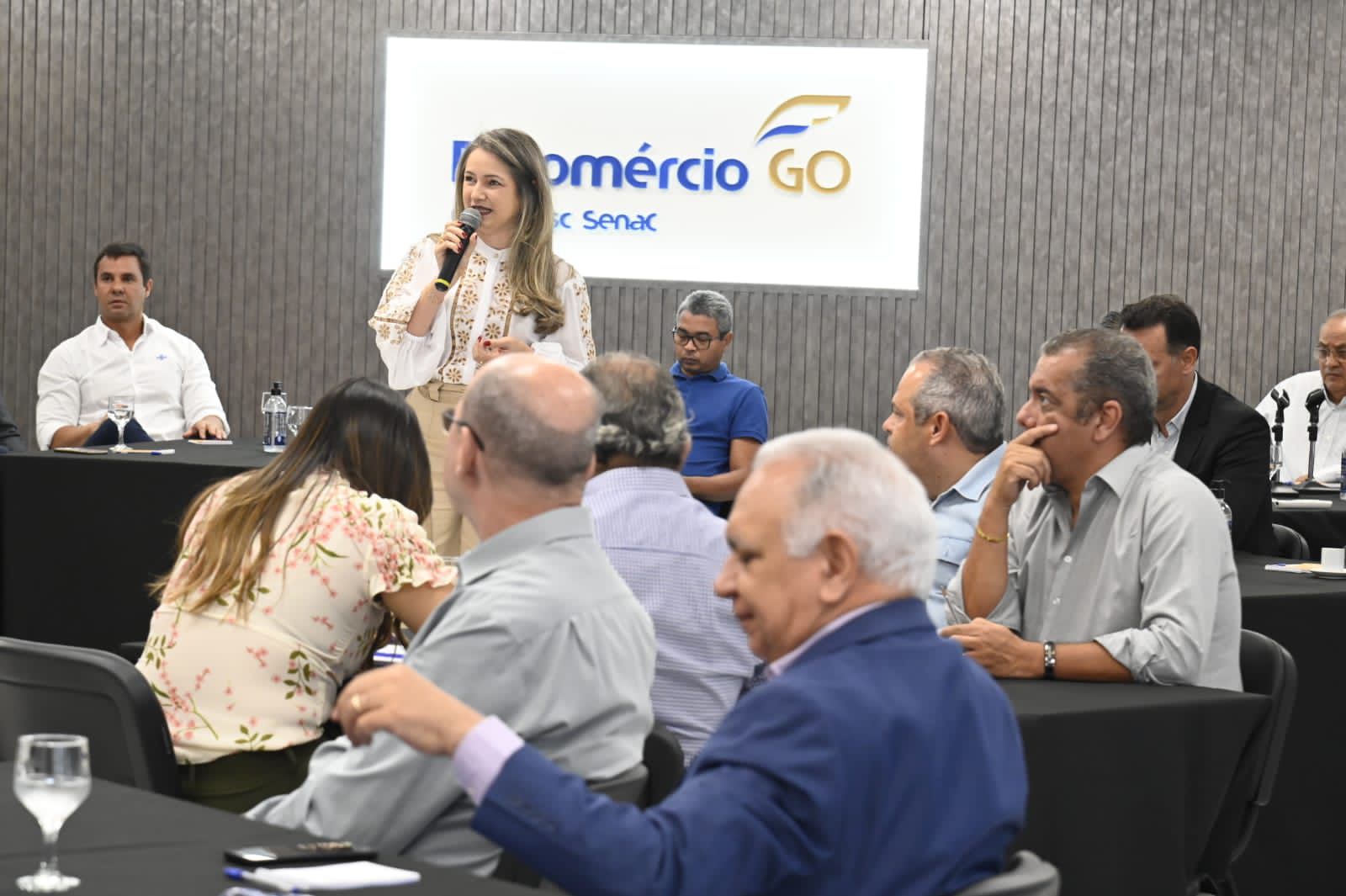 Reunião de família empresária